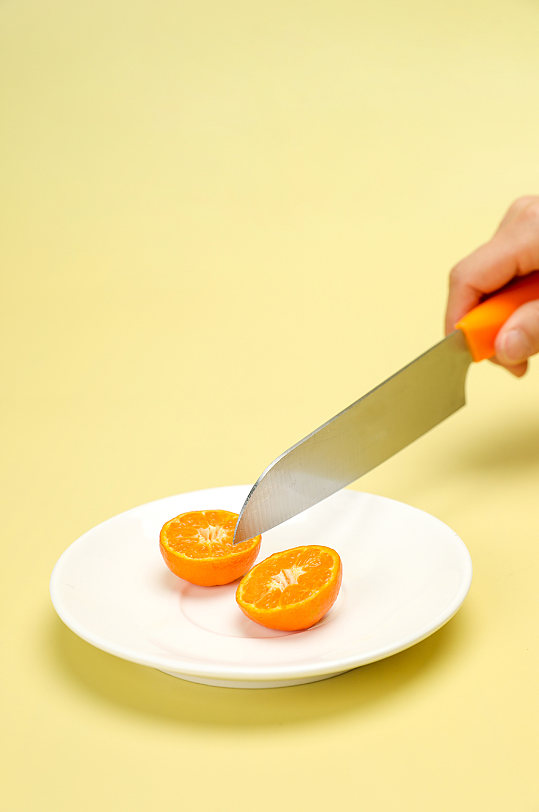 切开橙子橘子果篮水果物品摄影图片