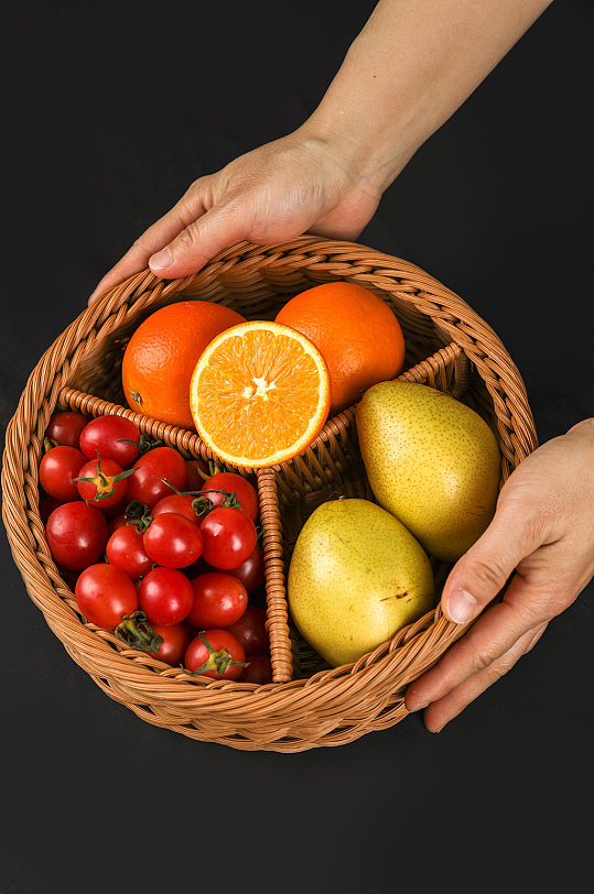 橙子梨子圣女果果篮水果物品摄影图片-众图网
