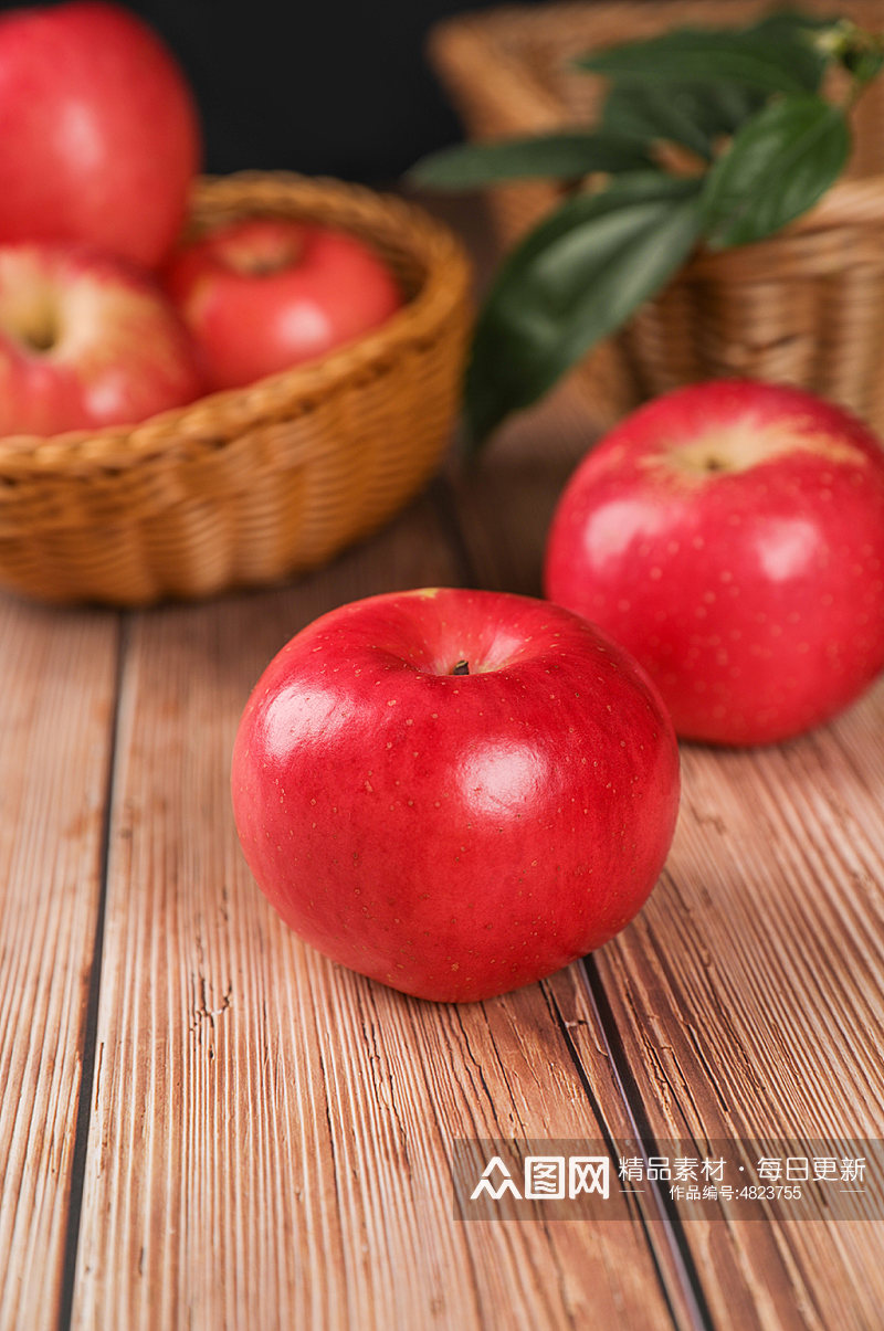 红富士红苹果水果物品摄影图片素材