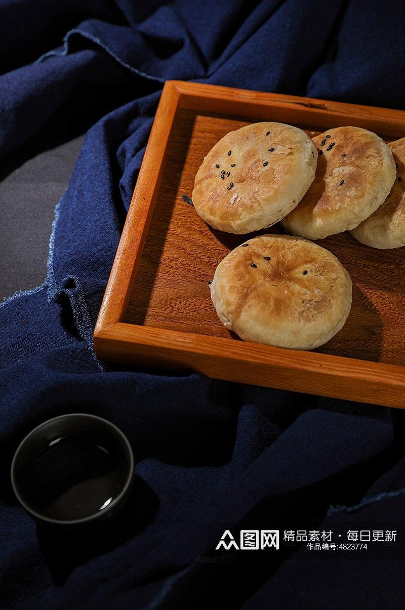 中式糕点老婆饼豆沙饼食品物品摄影图片素材