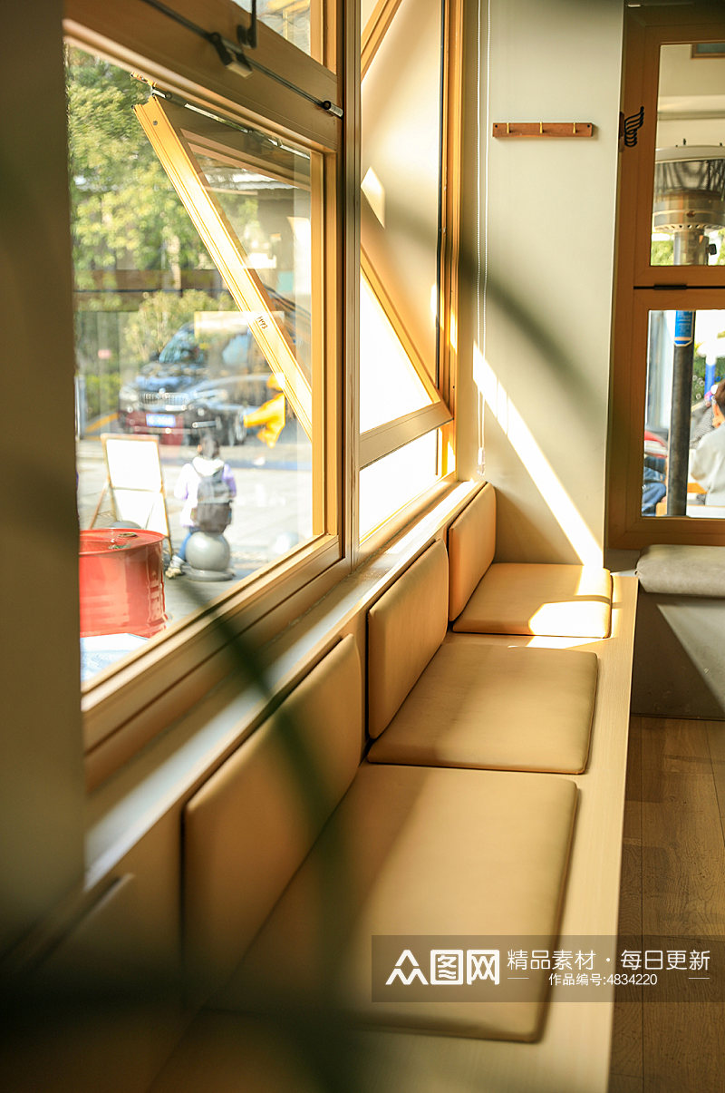 咖啡厅餐厅室内一缕阳光摄影图片素材