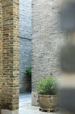 中式古镇建筑民宿街景元素摄影图片