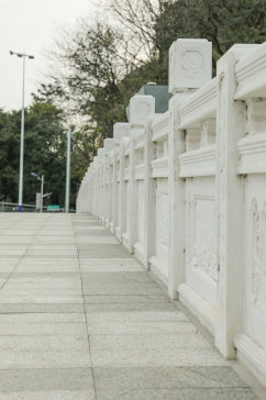 户外街景风光桥墩古风自然景色摄影图片