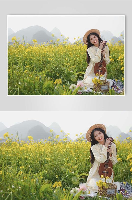 清新少女油菜花赏花季春季人物摄影图片-众图网