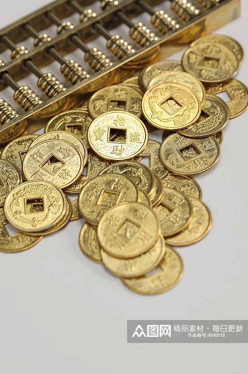 一堆铜币货币算盘金融贸易摄影图片素材