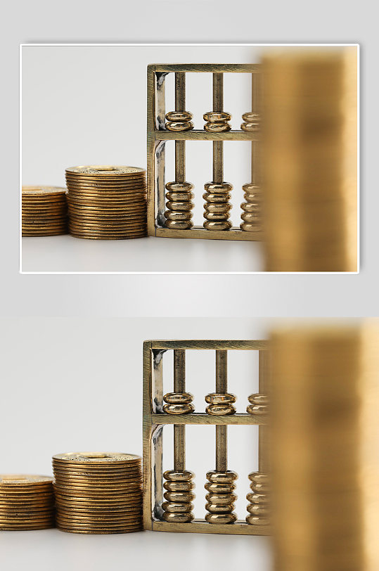 三叠铜币货币算盘金融贸易摄影图片