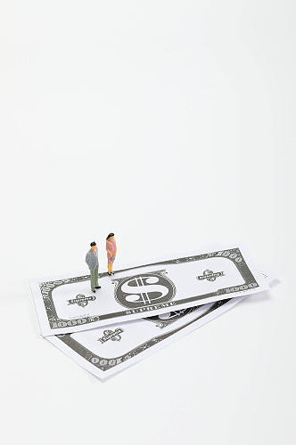 创意微缩小人纸币货币金融保险物品摄影图片