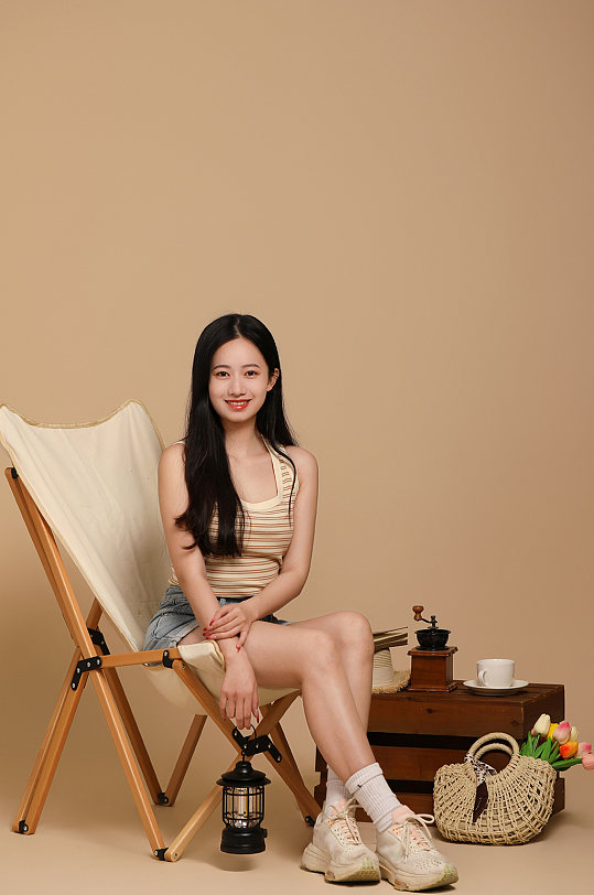 假日露营旅游度假旅行人物摄影图片-众图网