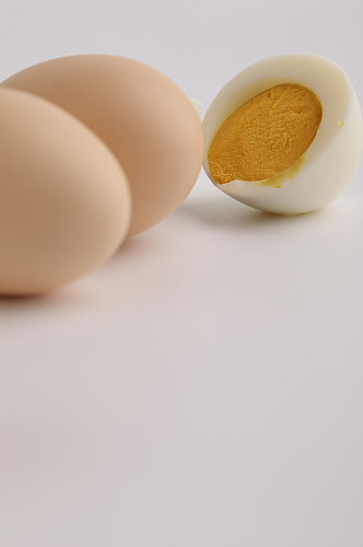 新鲜营养健康水煮蛋鸡蛋蛋类食品摄影图片