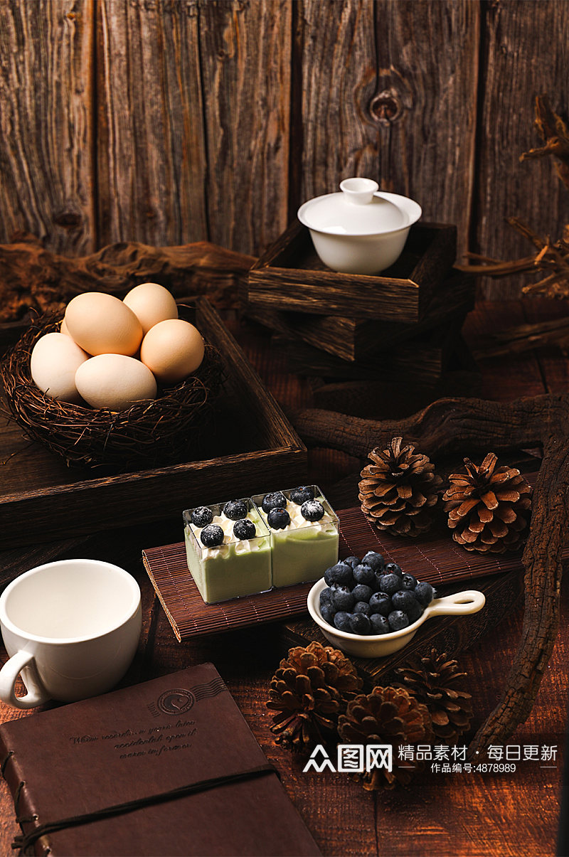 欧美风松果蓝莓蛋糕甜品美食摄影图片素材