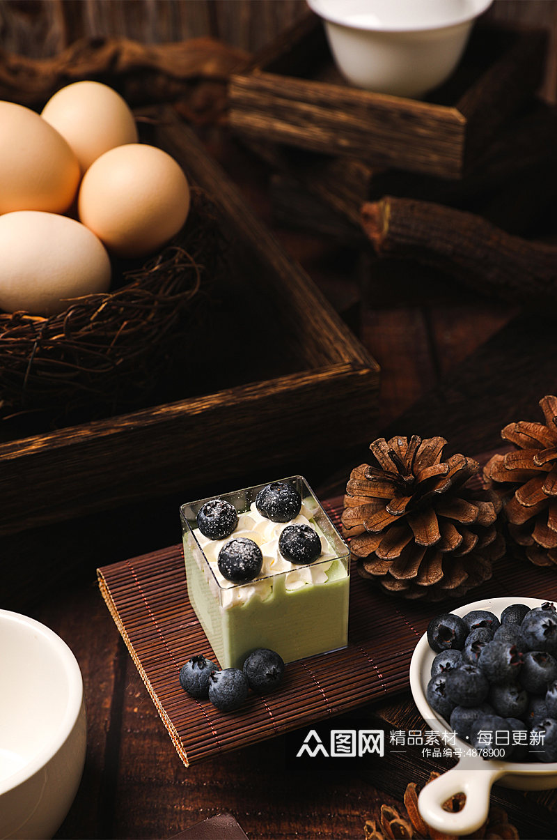 极简鸡蛋蓝莓蛋糕甜品美食摄影图片素材