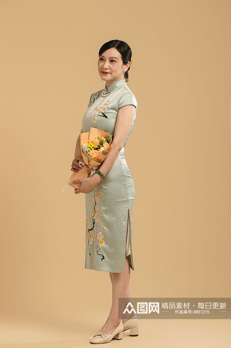 中国风清雅旗袍母亲节母亲人物摄影图片素材