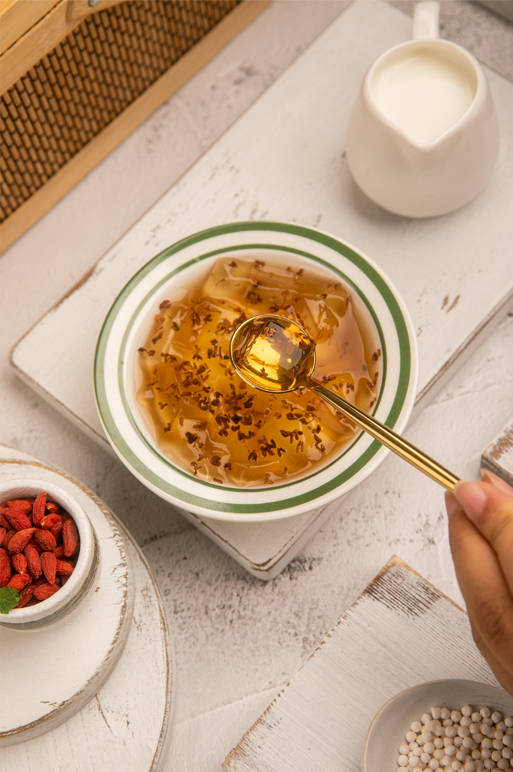 夏日清凉解暑凉粉夏季糖水摄影图片素材