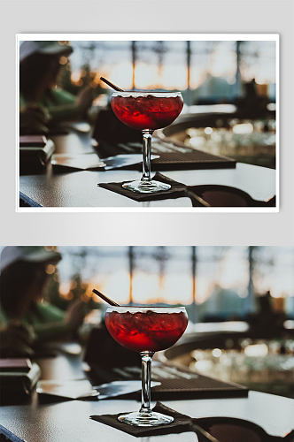精美红酒餐厅葡头酒酒杯餐桌光线摄影图片