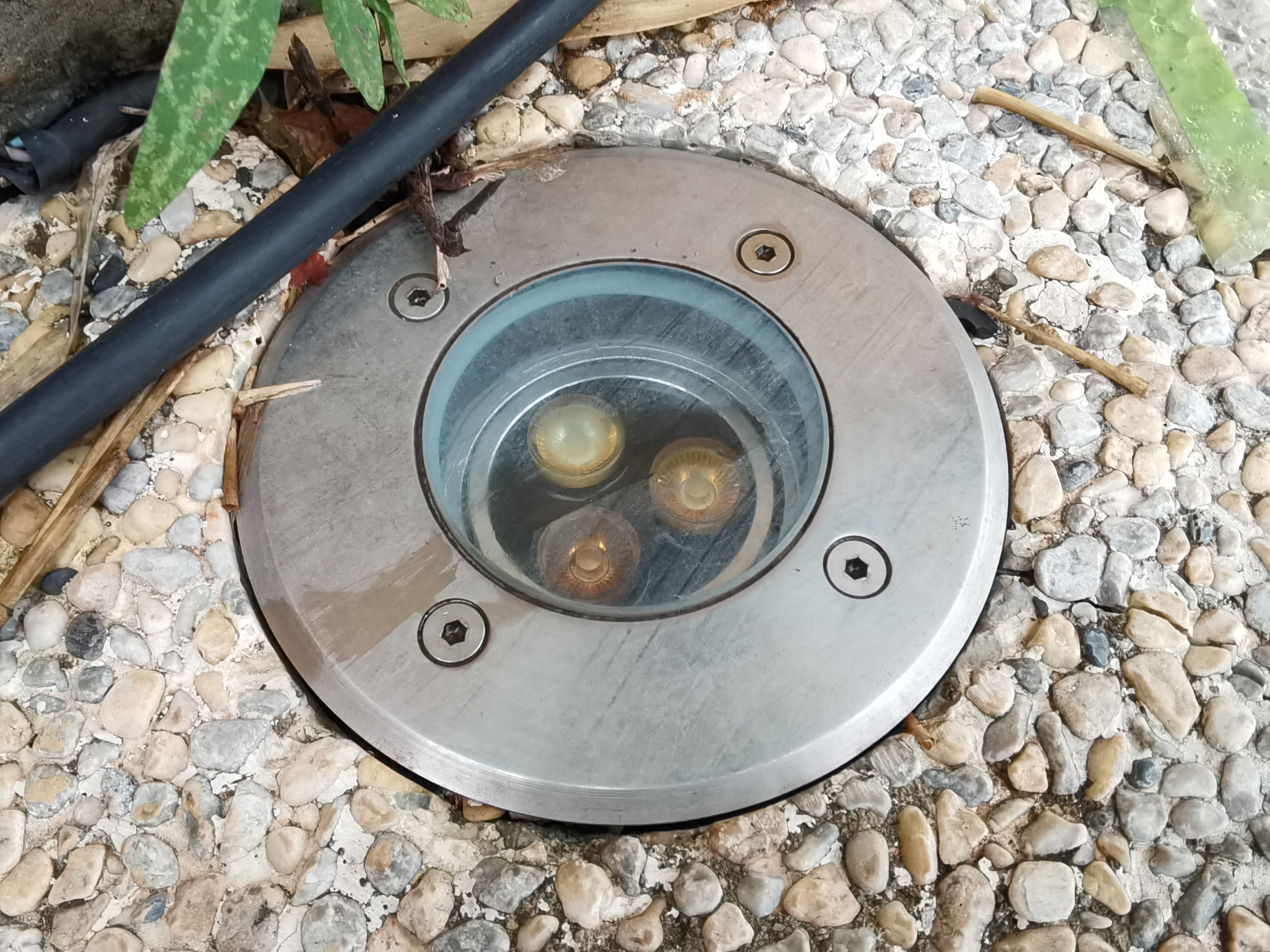 户外地面嵌入式照明灯具素材