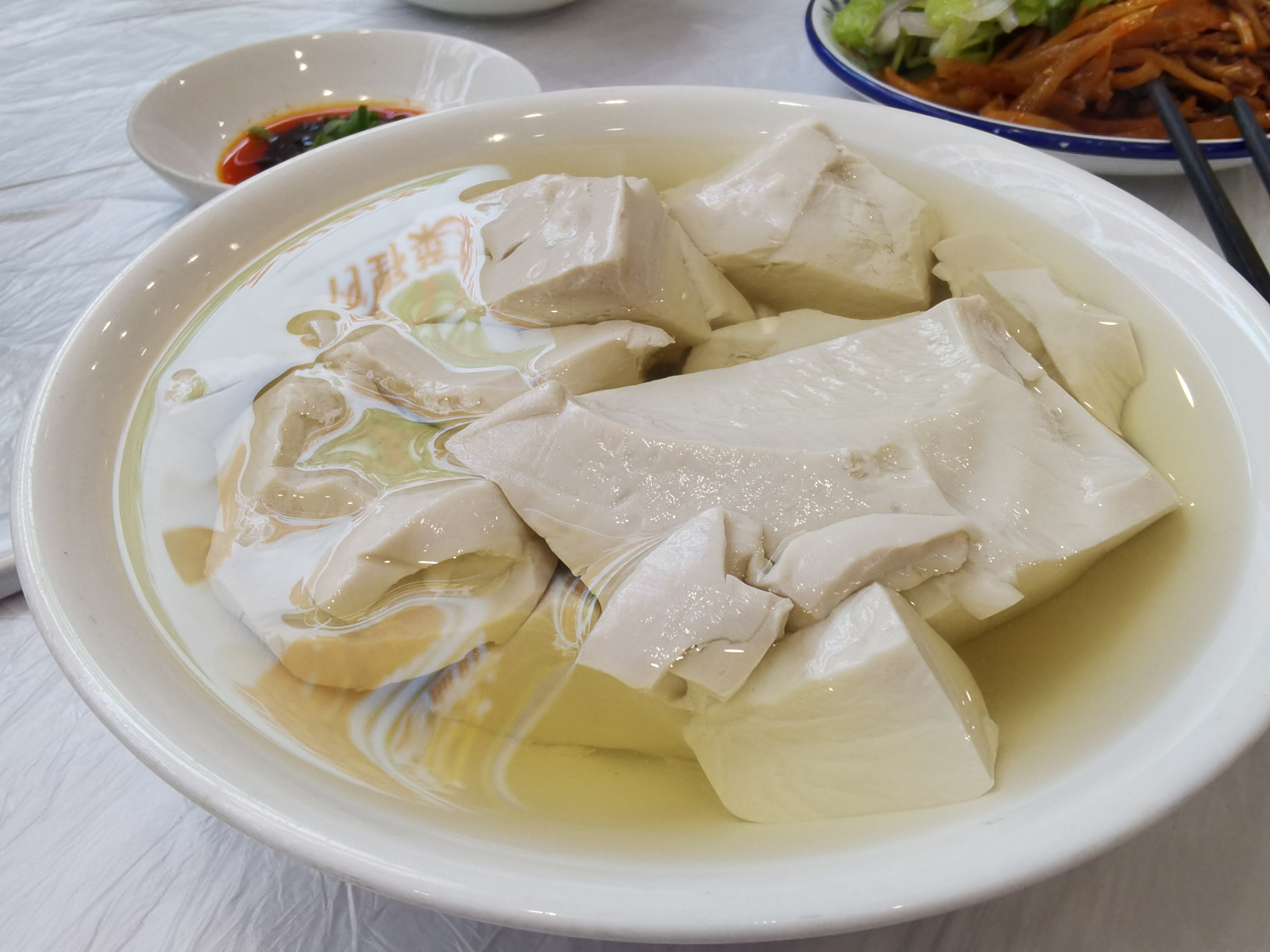 一碗新鲜的嫩豆花素材