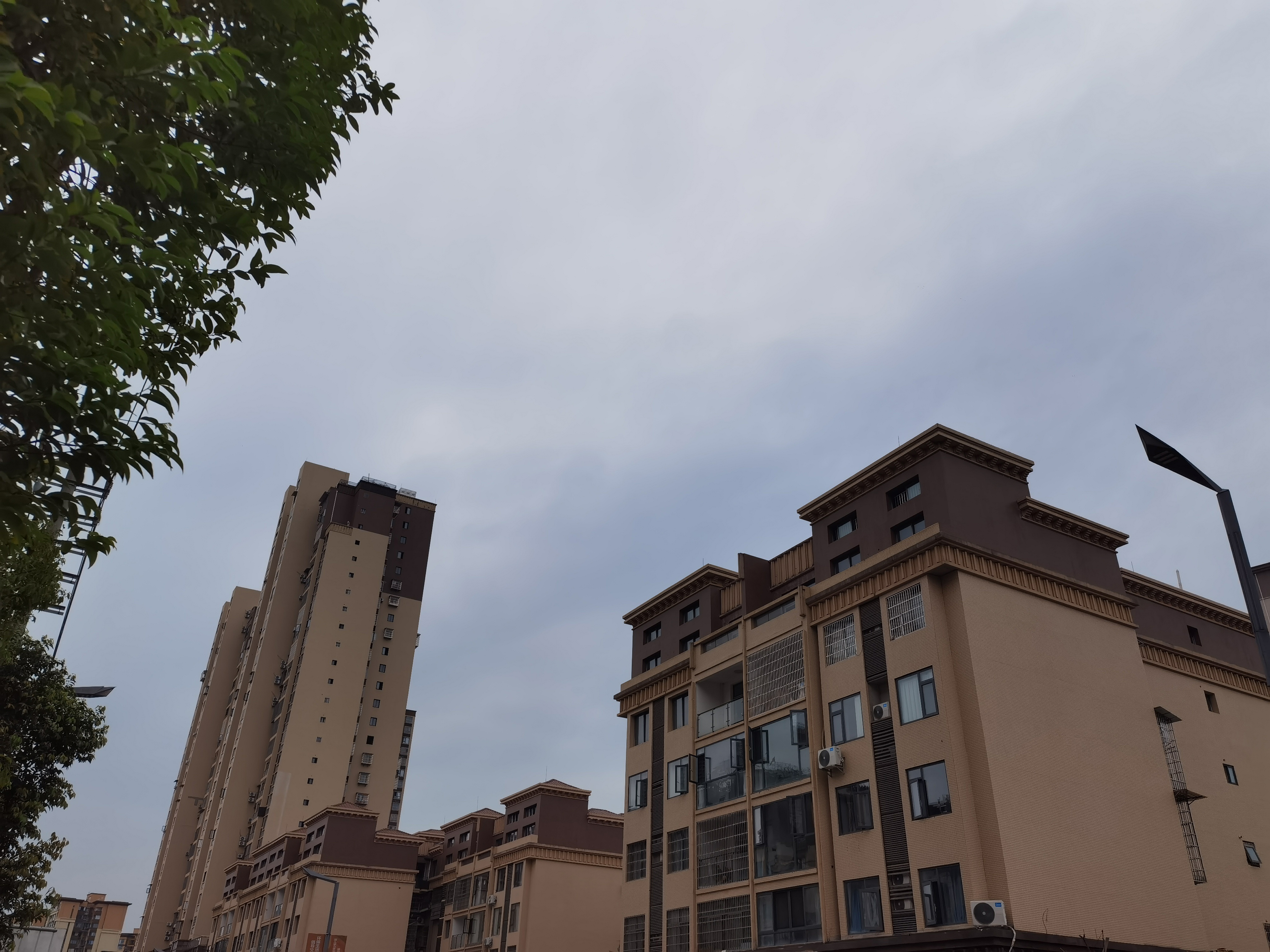 城市多层建筑外观拍摄素材