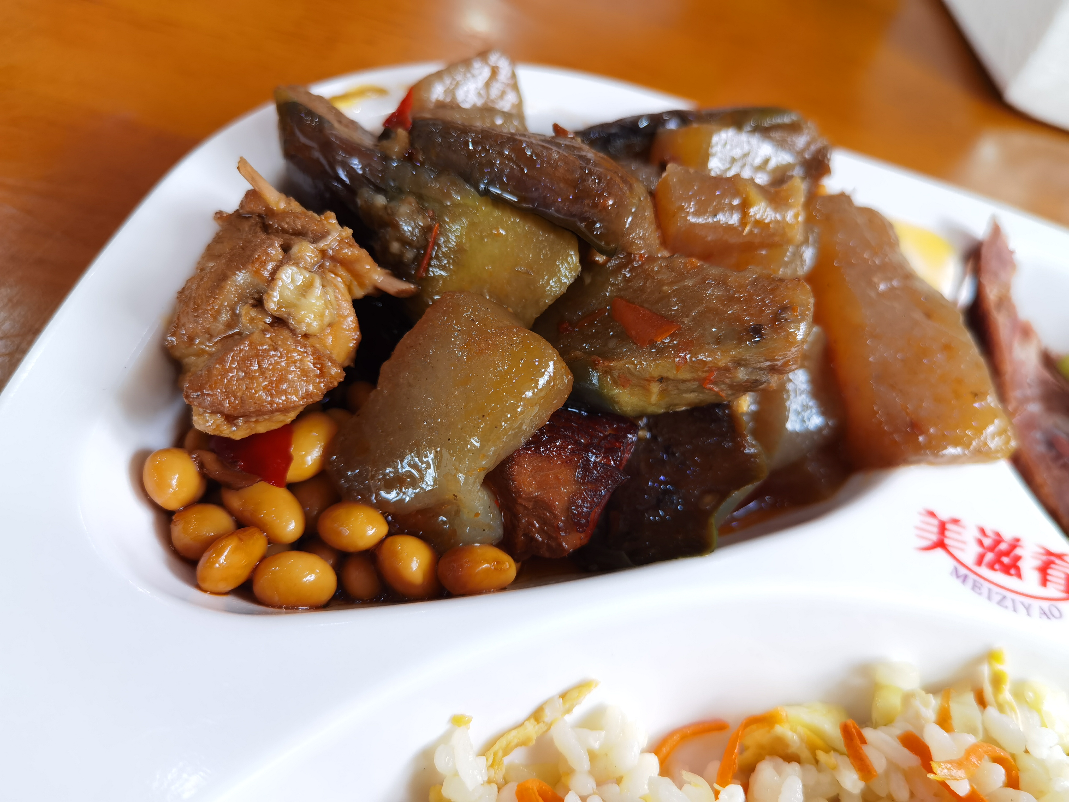 美味营养多样自助餐素材
