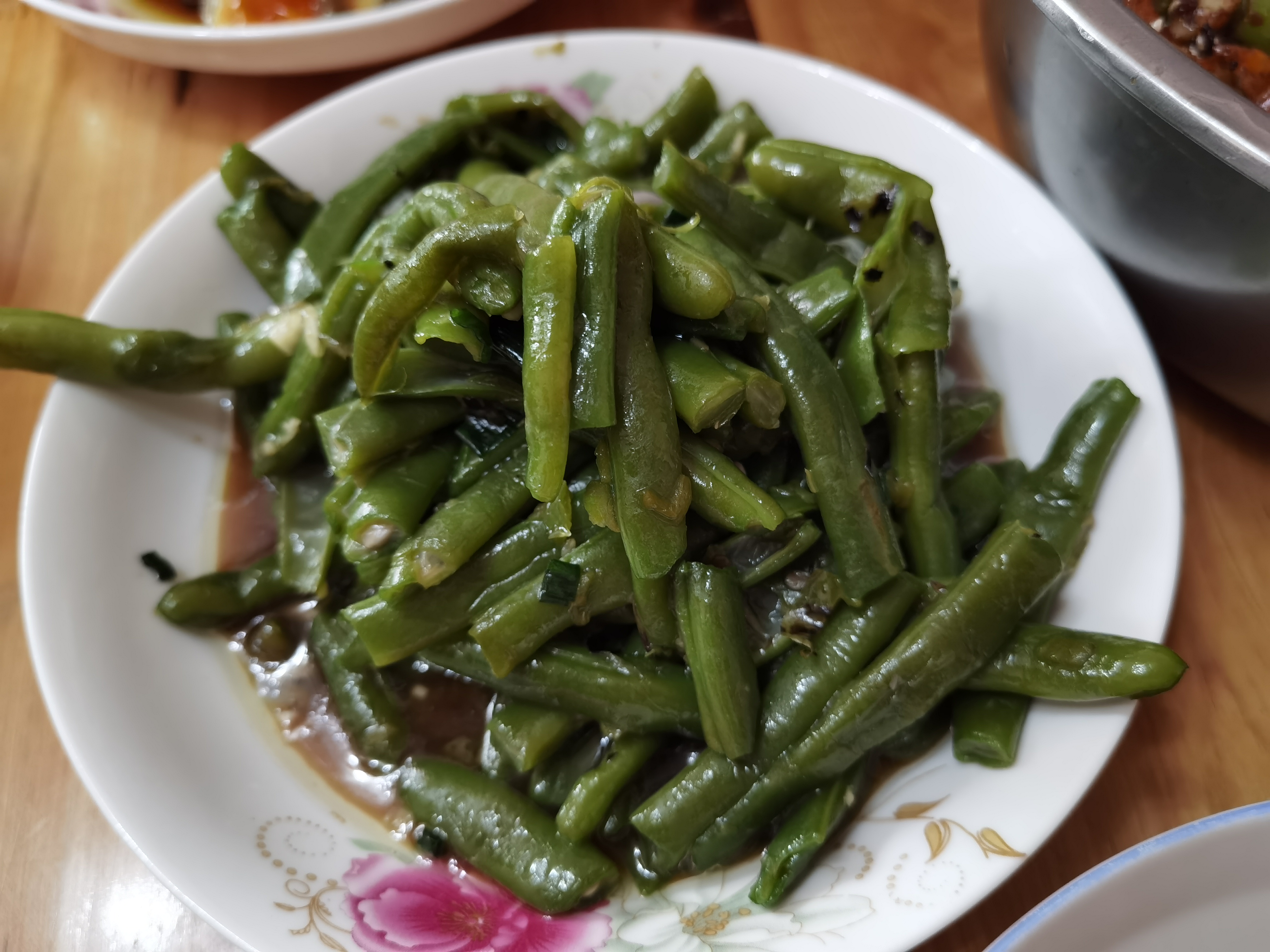一盘美味的凉拌素菜素材
