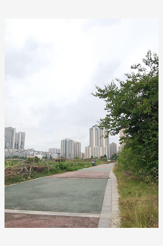 城郊公园休闲生活场所-众图网