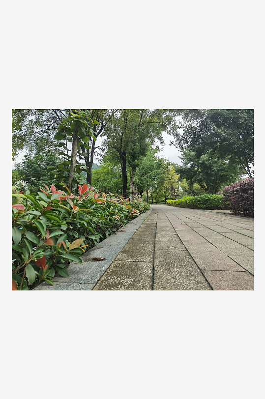 城市公园里的休闲场所-众图网