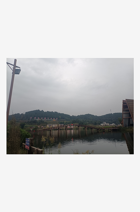 生态乡村河畔风光-众图网