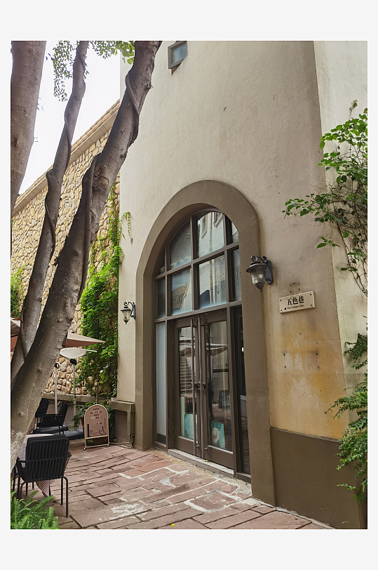 休闲城市建筑一角-众图网