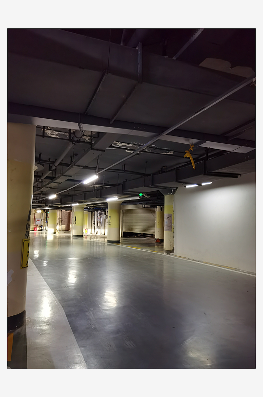 休闲城市建筑一角-众图网