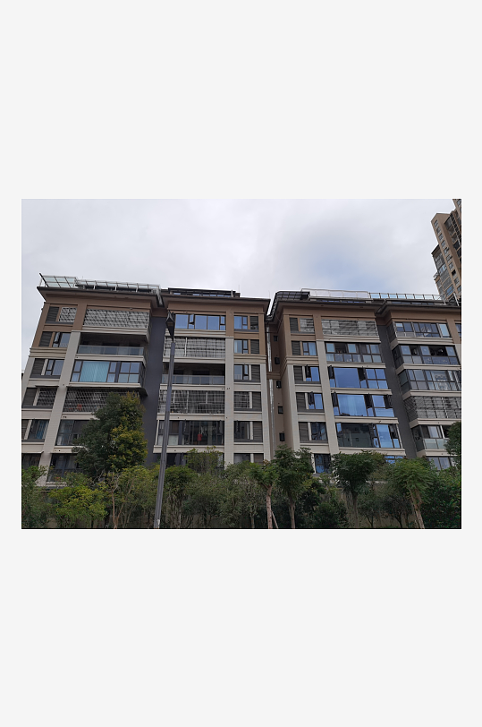 城市建筑外观一角-众图网