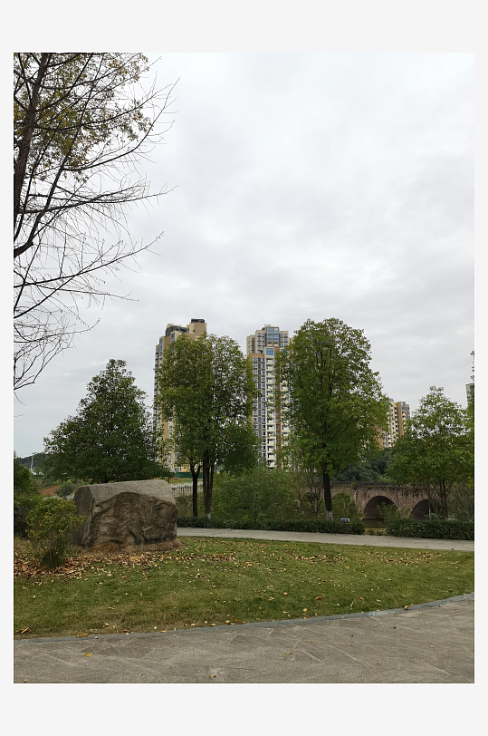 清新舒适的户外环境-众图网