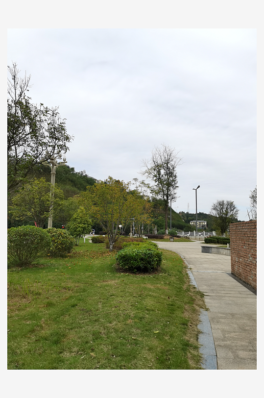 绿意盎然的生活环境-众图网