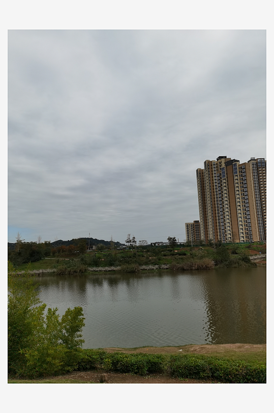 绿意盎然的户外环境-众图网