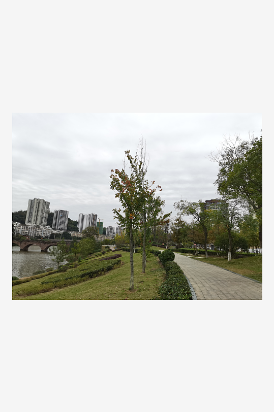 舒适清新的休闲公园-众图网