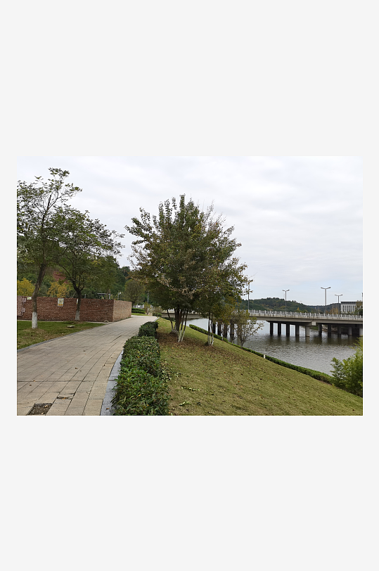 舒适清新的休闲公园-众图网