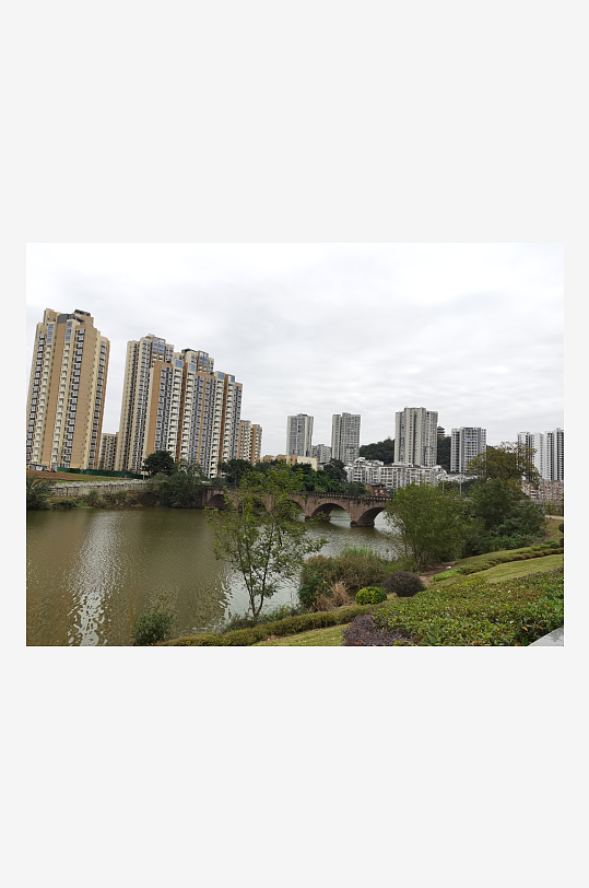 舒适悠闲的清新公园-众图网