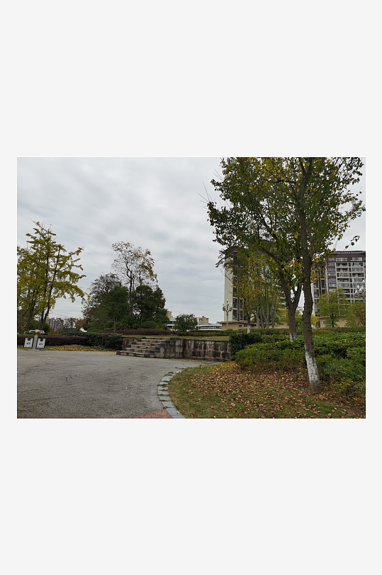 舒适宜居的城市户外-众图网