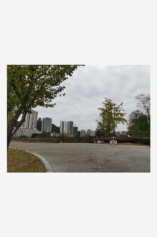 舒适宜居的城市户外-众图网