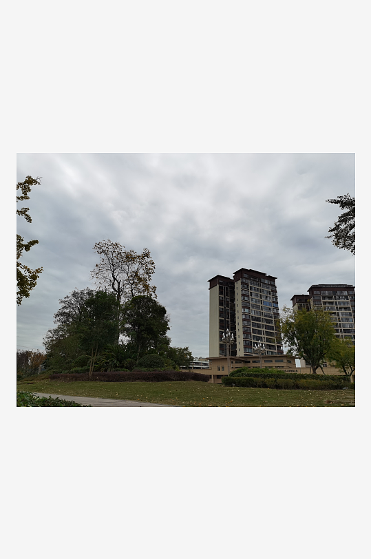 舒适的休闲城市环境-众图网