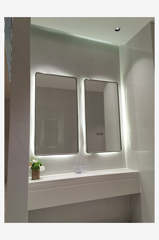 购物中心内部建筑特写-众图网