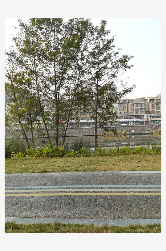 休闲宜居的城市公园-众图网