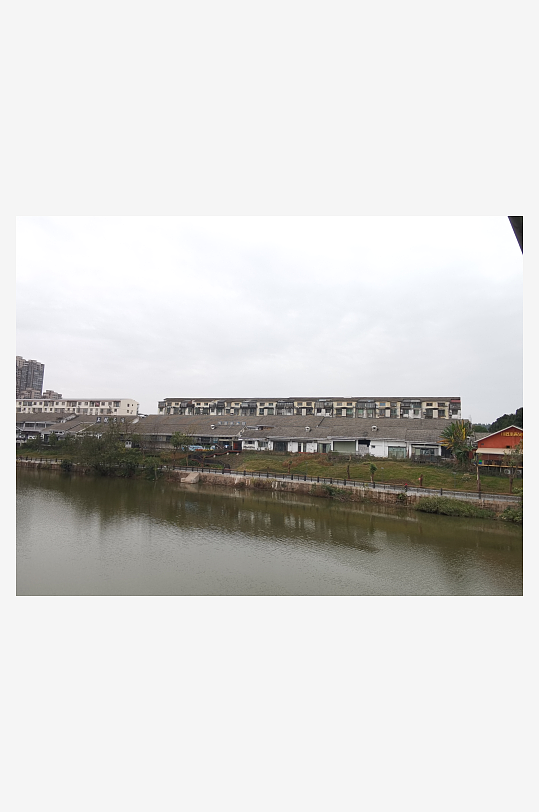 休闲城市河畔风光-众图网