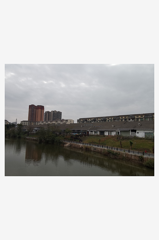 休闲城市河畔风光-众图网