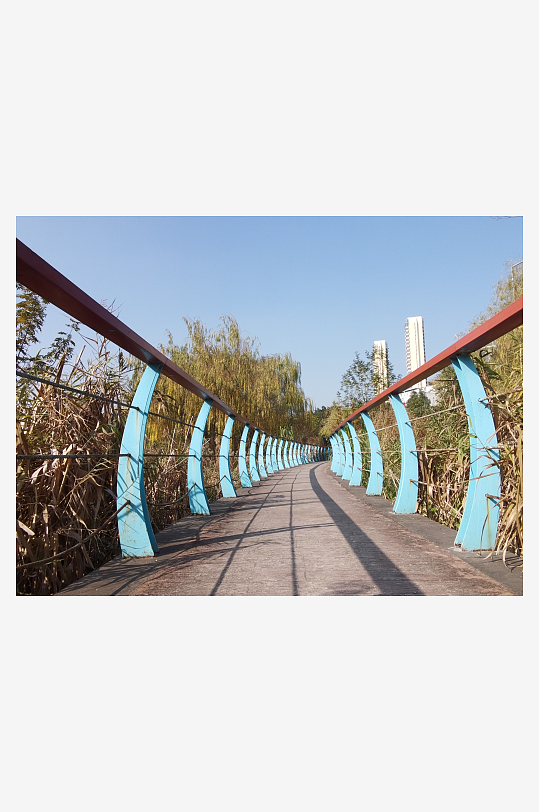 休闲宜居的城市公园-众图网