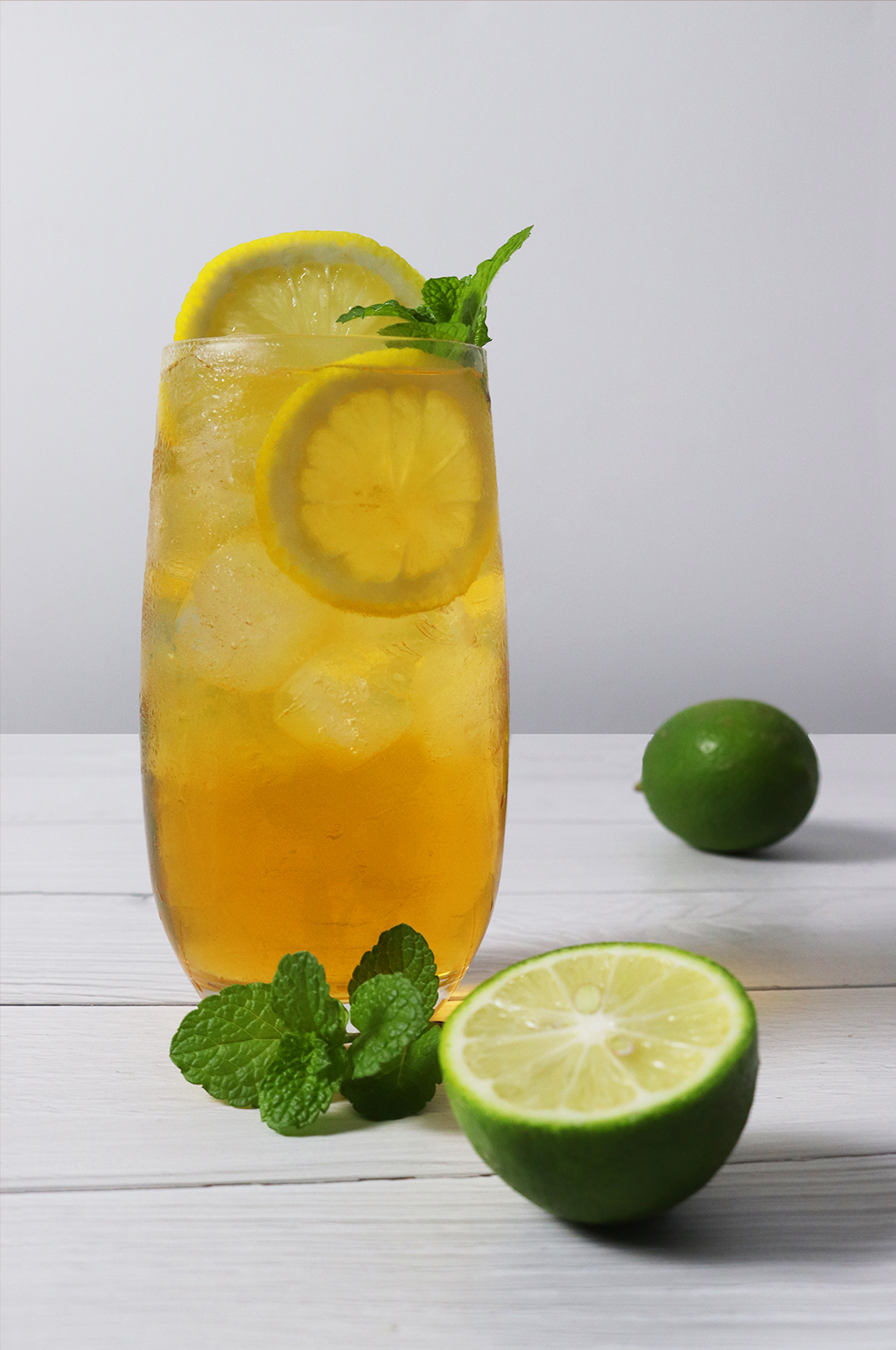 青柠水果饮料青柠薄荷果茶插图夏季摄影照片素材