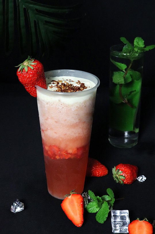 高清水果苹果橙子草莓海报免扣元素草莓果粒芝士饮料果茶插图夏季摄影