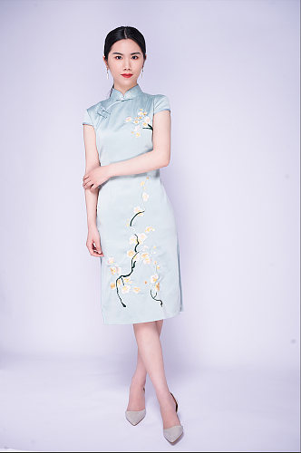 国潮素雅莲清旗袍造型人物商业摄影图片照片