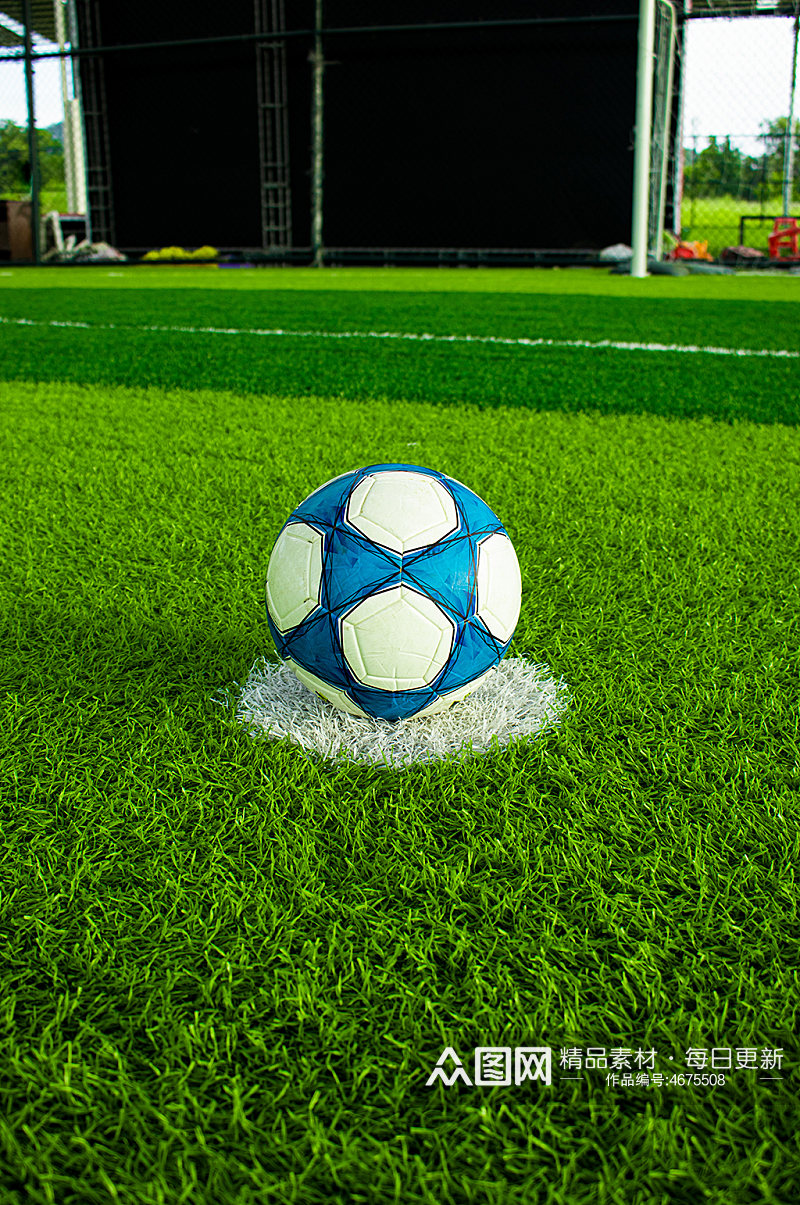 绿色白对角线球门足球运动场摄影图照片素材