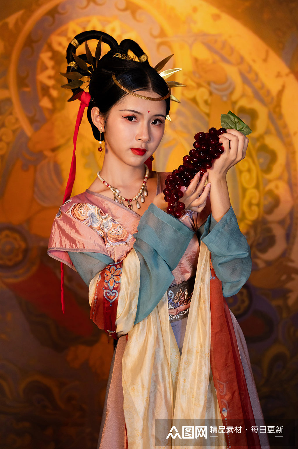 敦煌飞天仙女人物摄影精修图片素材