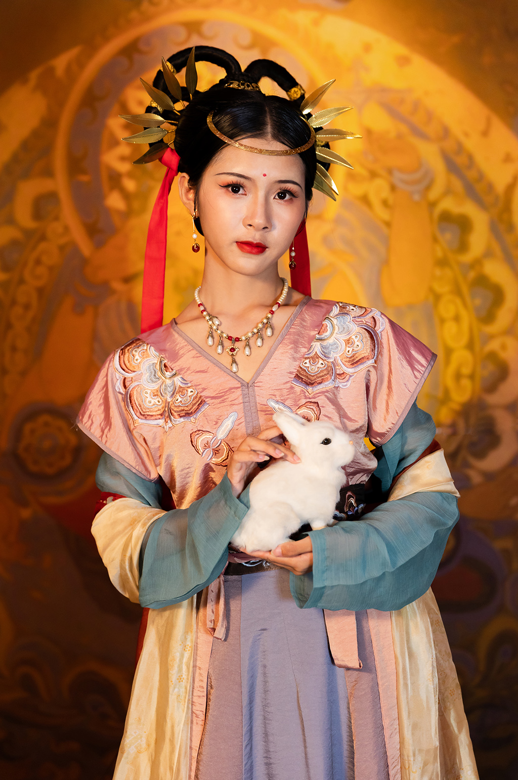 敦煌飞天仙女玉兔嫦娥人物摄影精修图片素材