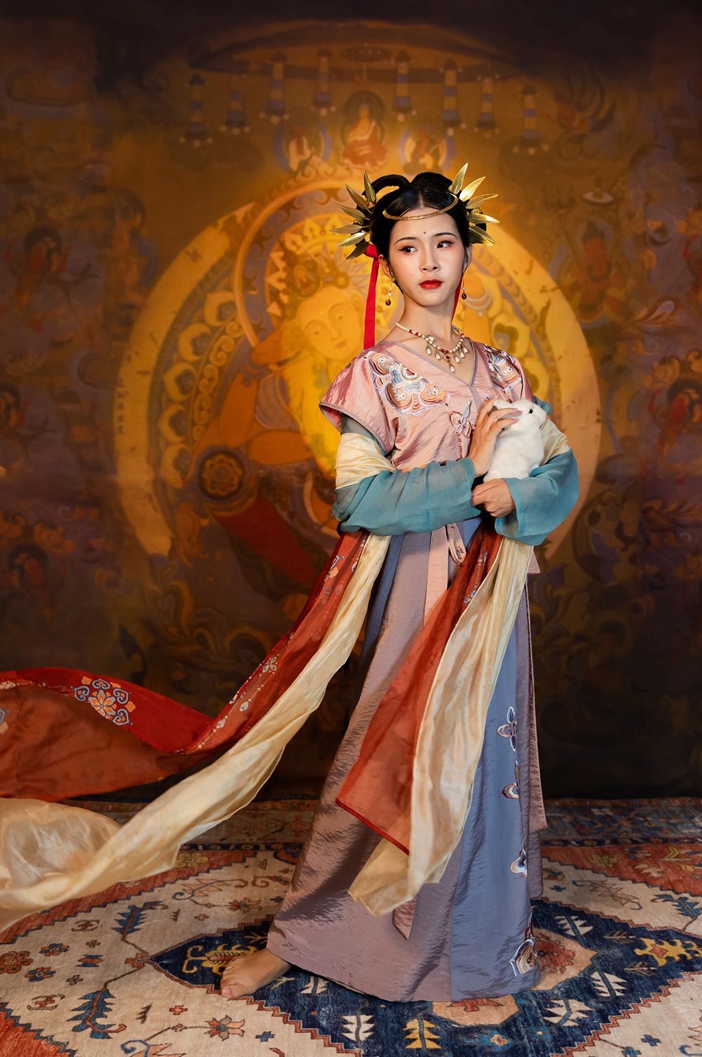 敦煌飞天仙女嫦娥奔月人物摄影精修图片素材